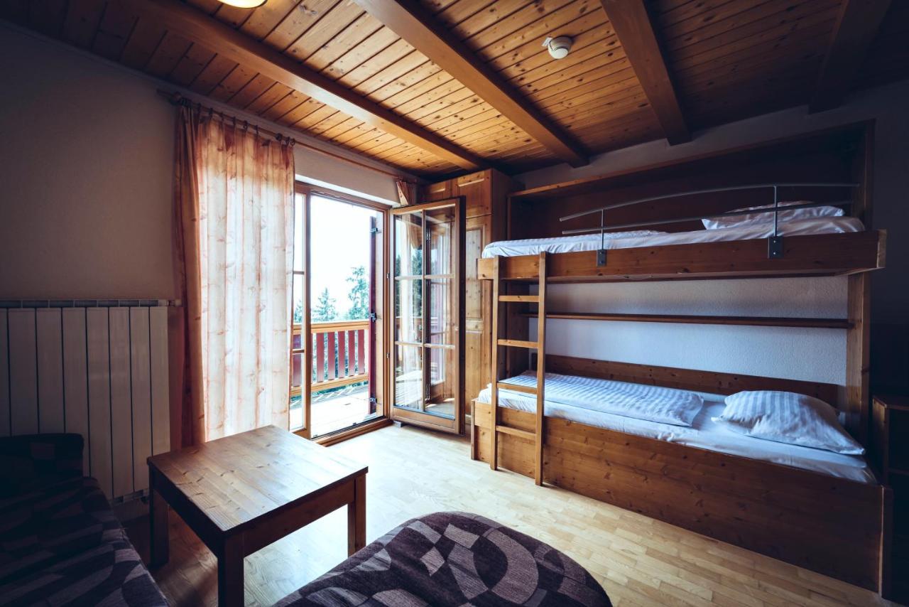 Pohorje Village Wellbeing Resort - Forest Apartments Videc Хочко Похорє Екстер'єр фото